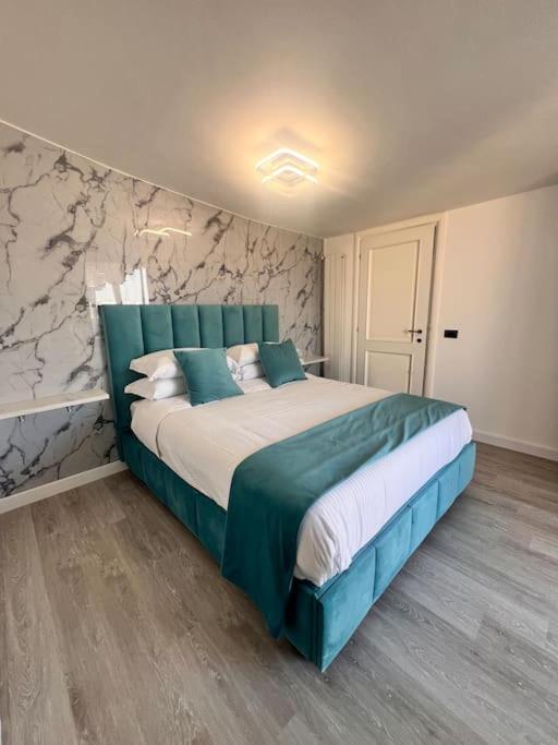 Mezzo Experience Holiday Home Eur Рим Екстериор снимка